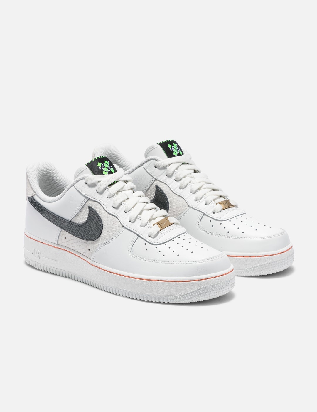 NIKE AIR FORCE 1 '07 LV8 - 4