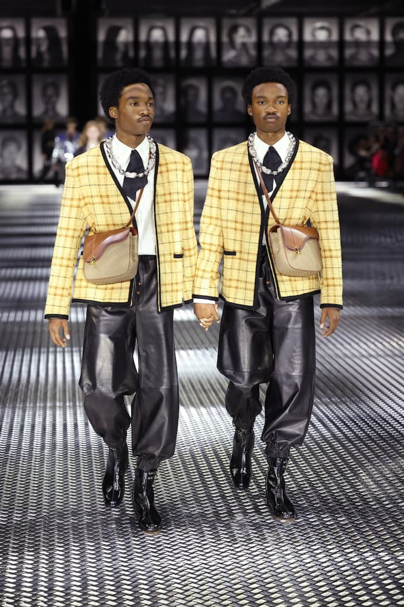 checked long-sleeve blazer 7