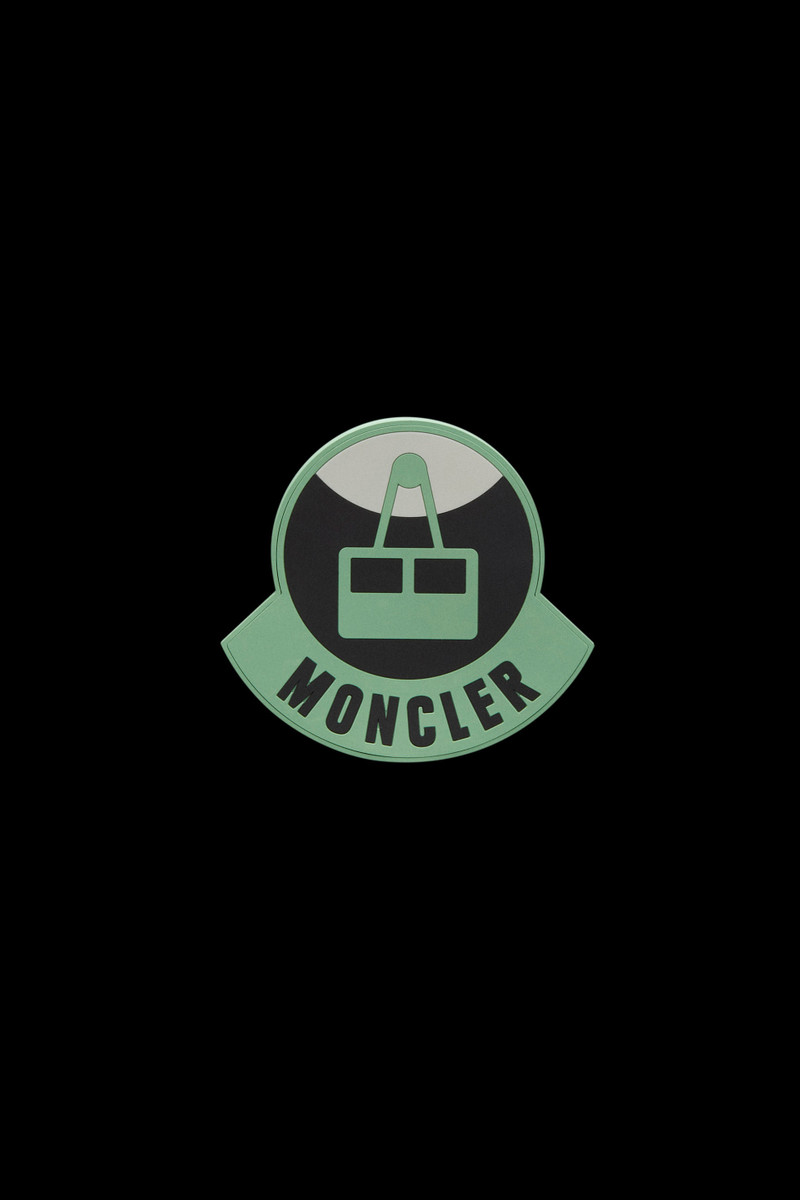 Wireless Battery Charger 1