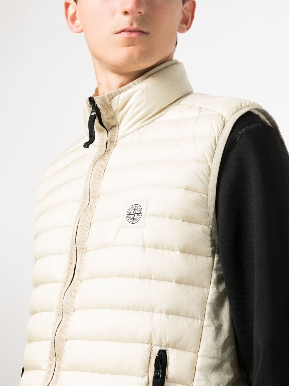 logo-patch zip-up quilted gilet - 5