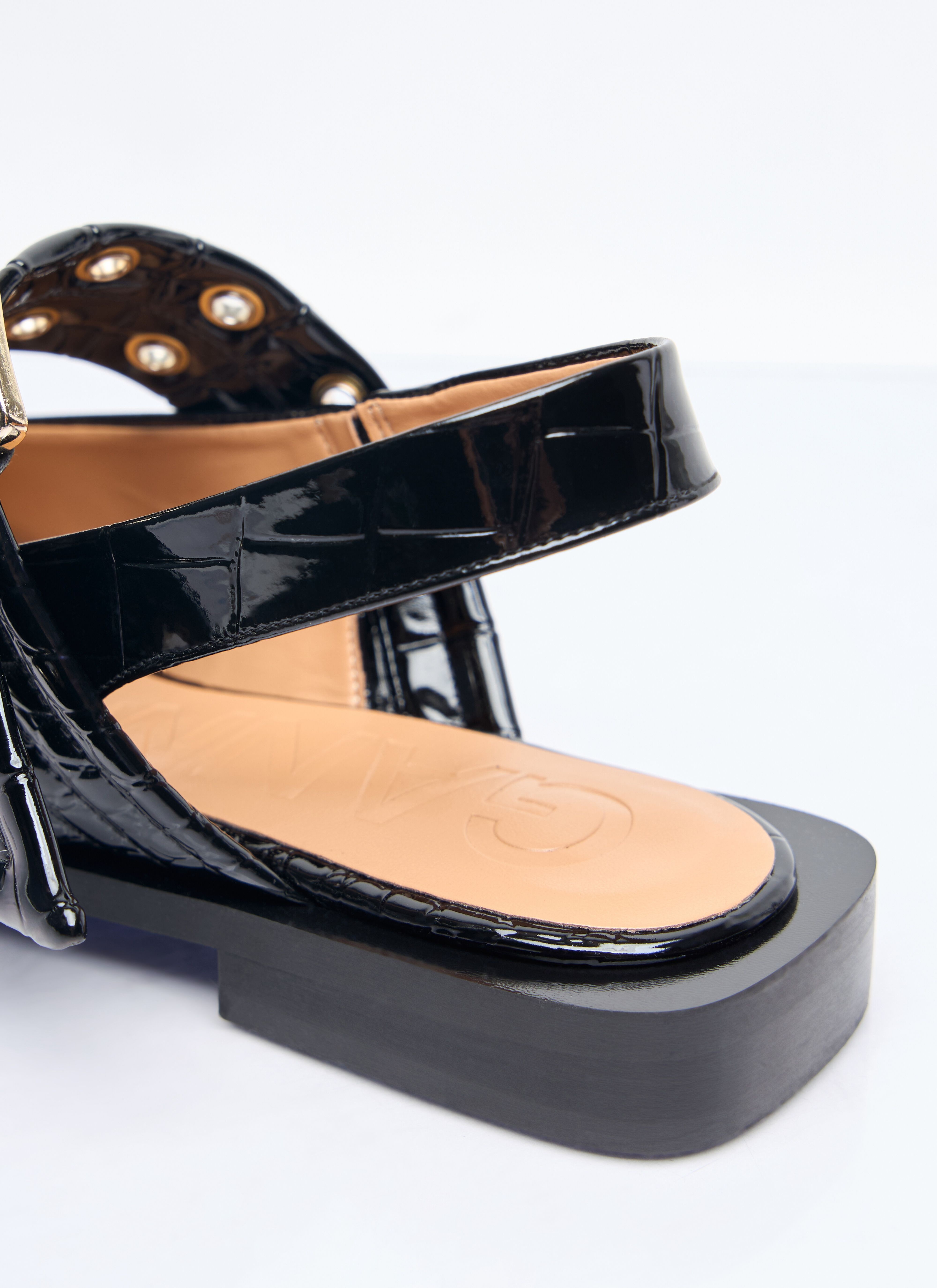 Feminine Buckle Ballerina Flats - 5