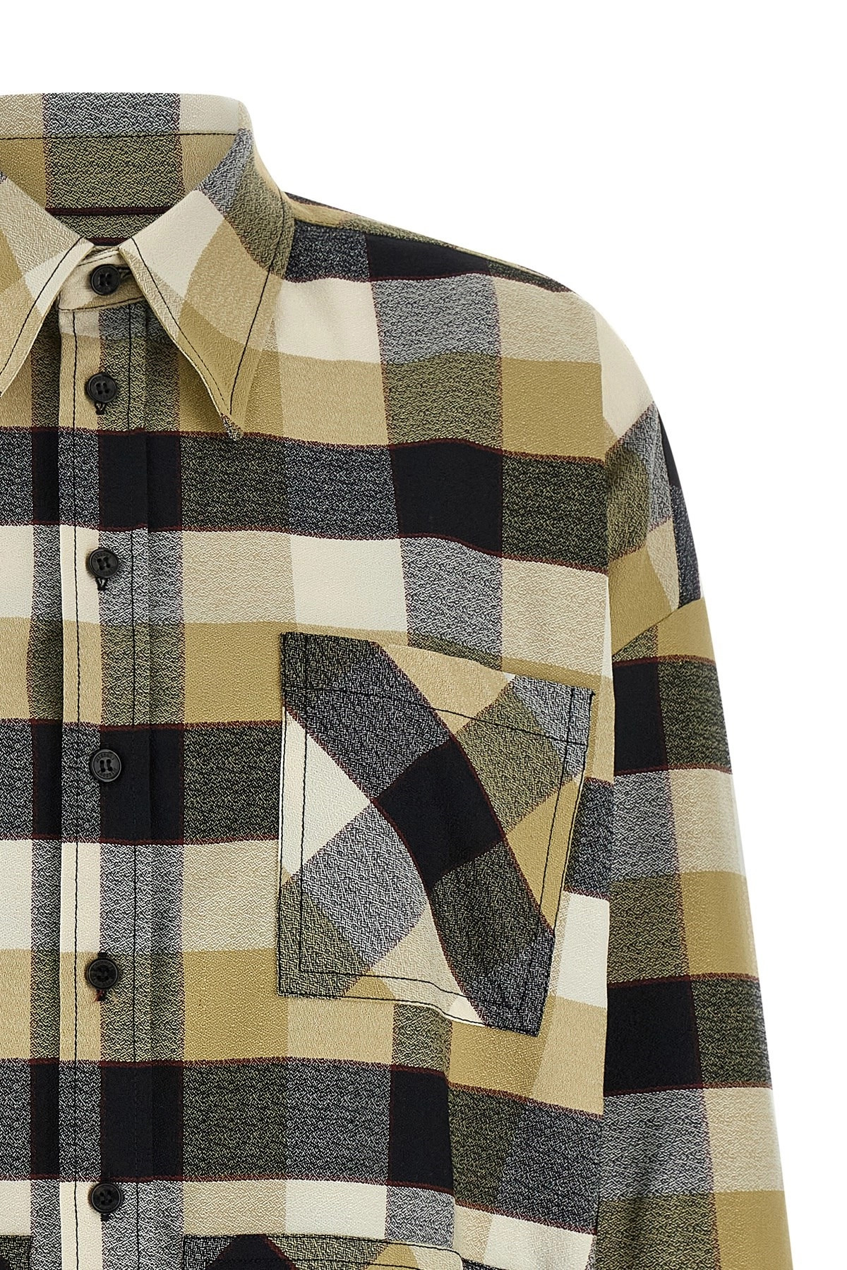 Check pattern shirt - 3