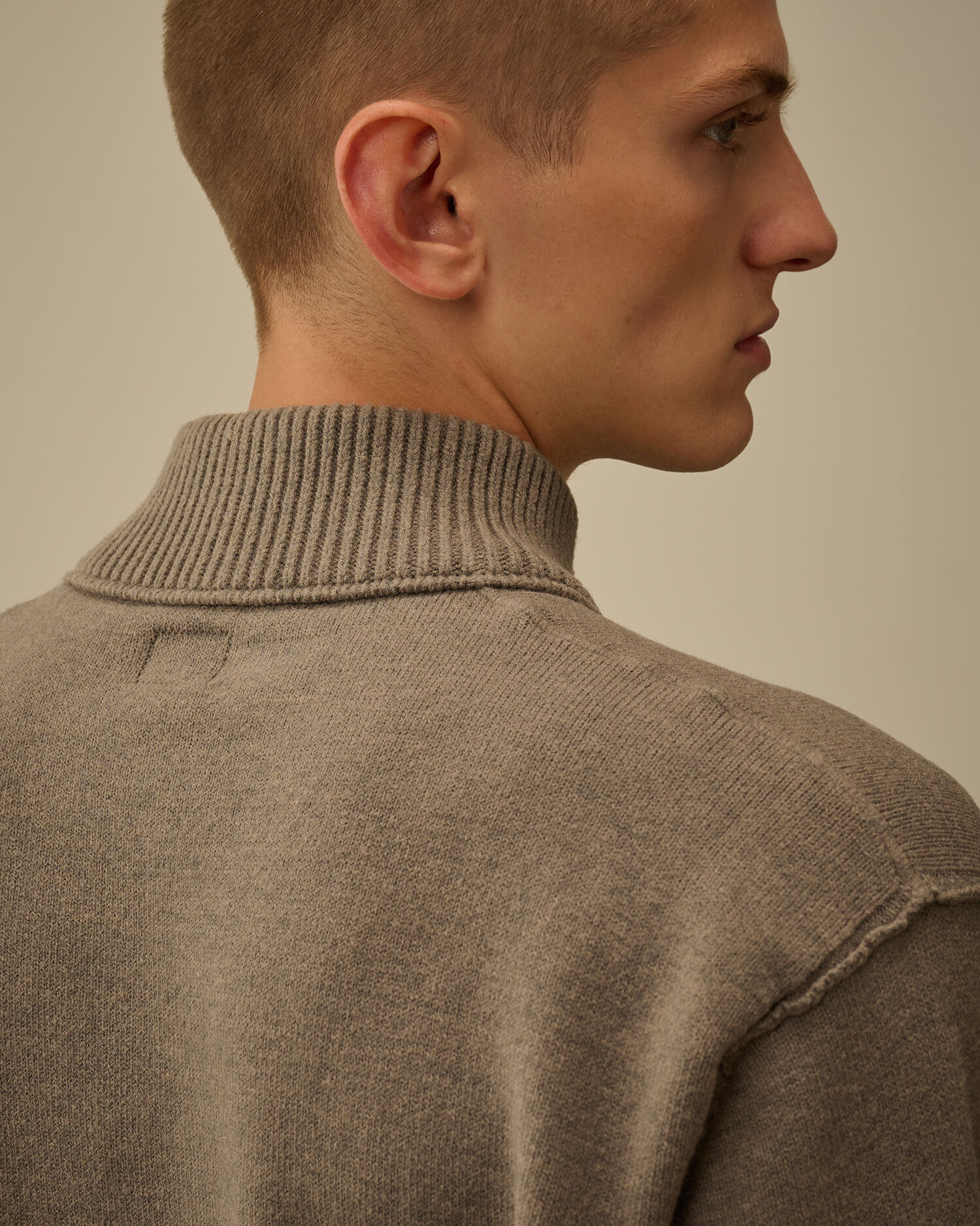 Soft Cotton Stretch Chest Pocket Half Zip Sweater - 6