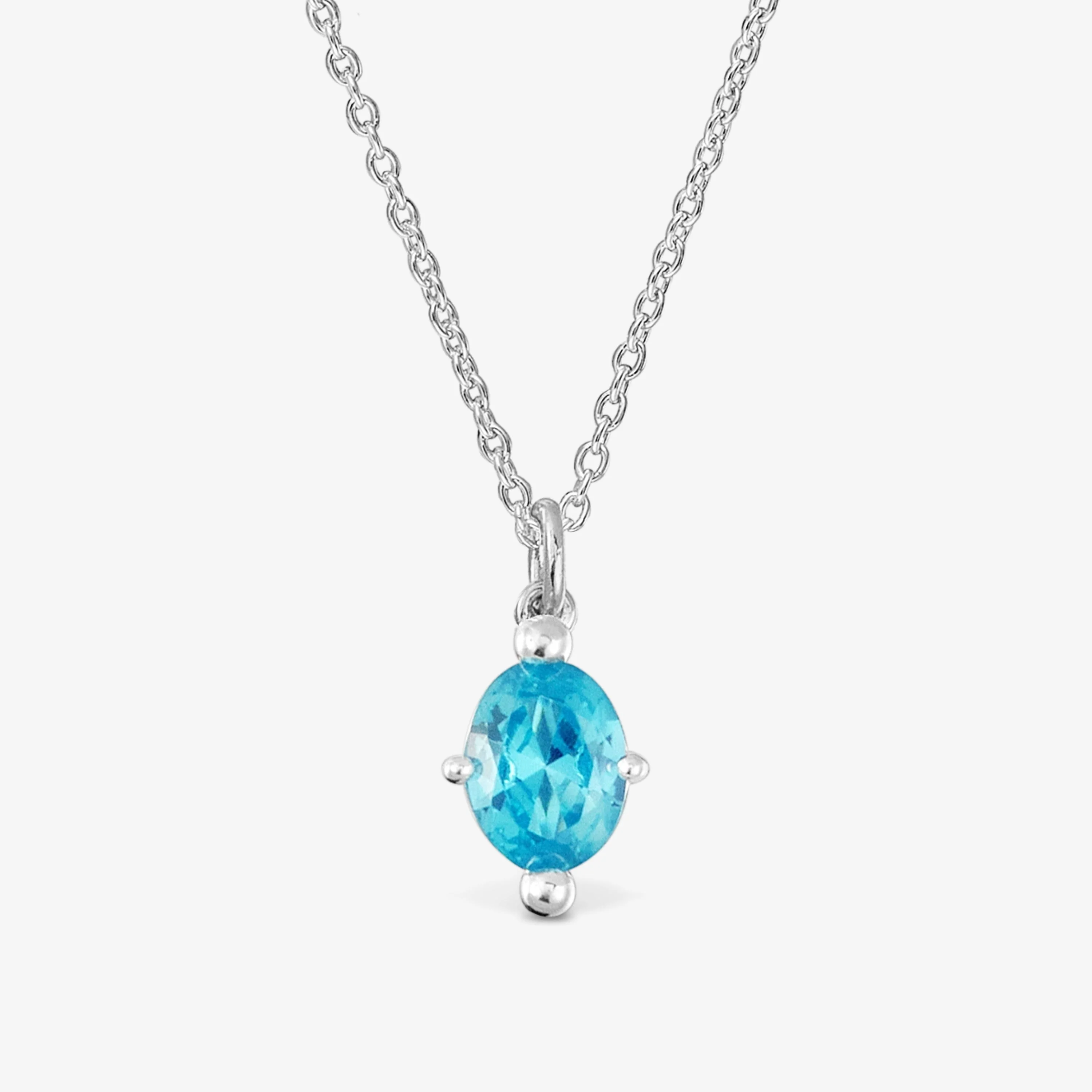 Short silver bear motif Necklace with lab-grown blue sapphire Bold Bear LGG - 1