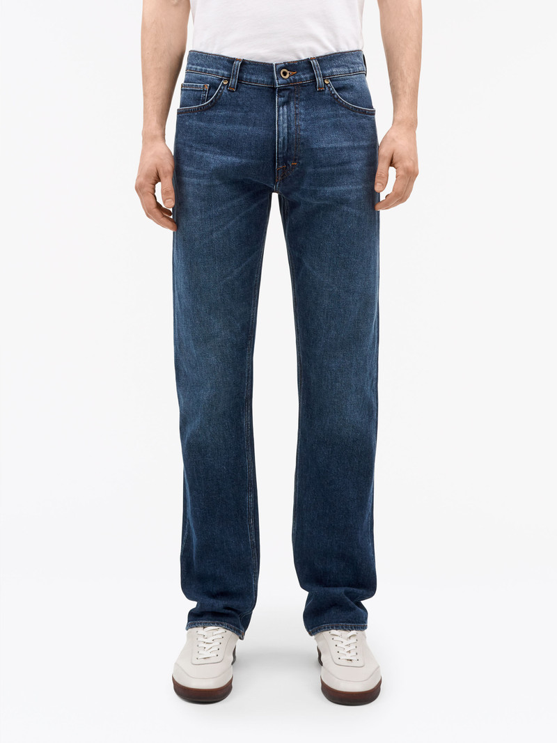 Des Slim-Straight Jeans 4