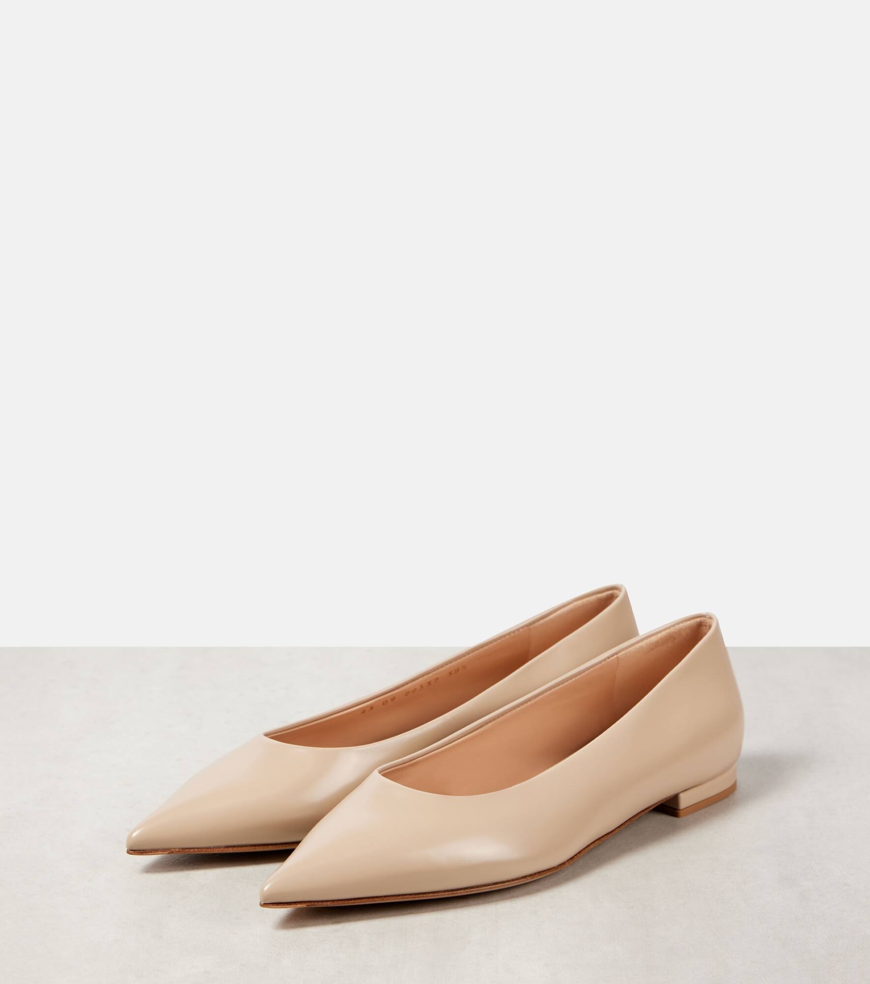 Patent leather ballet flats - 4