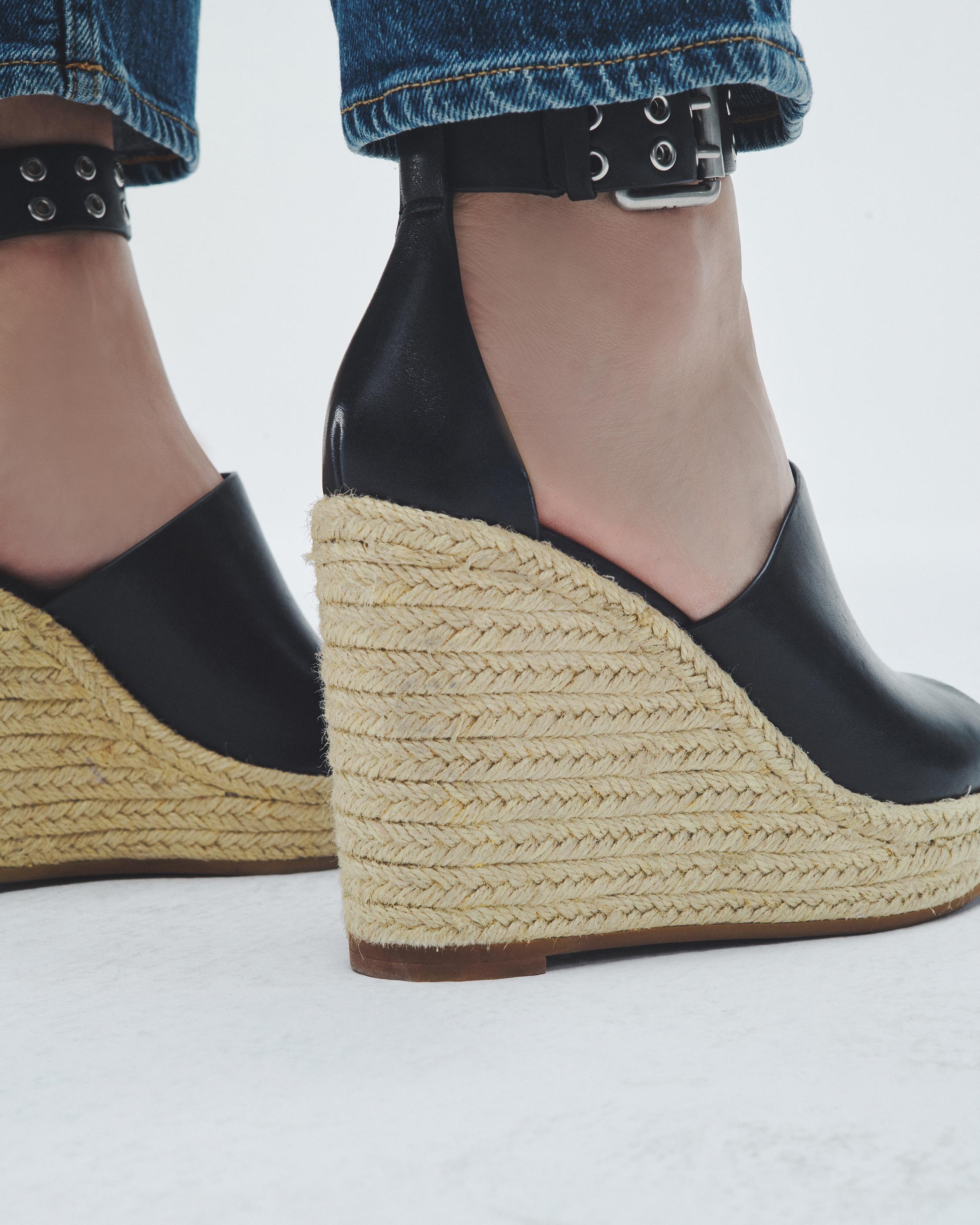 Anteros Espadrille Wedge - Leather
Heeled Sandal - 2