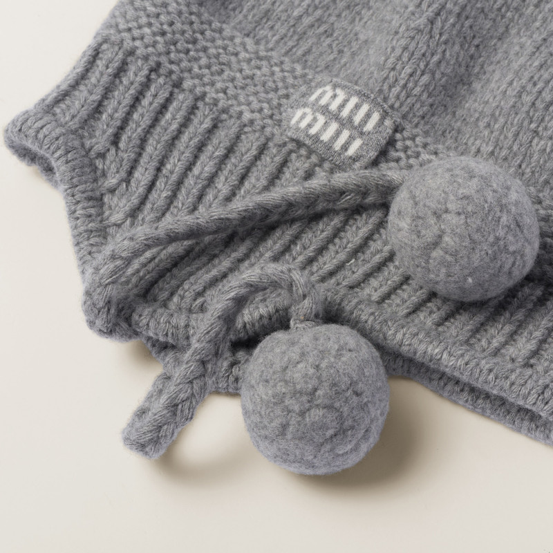 Miu Miu Cashmere hat outlook