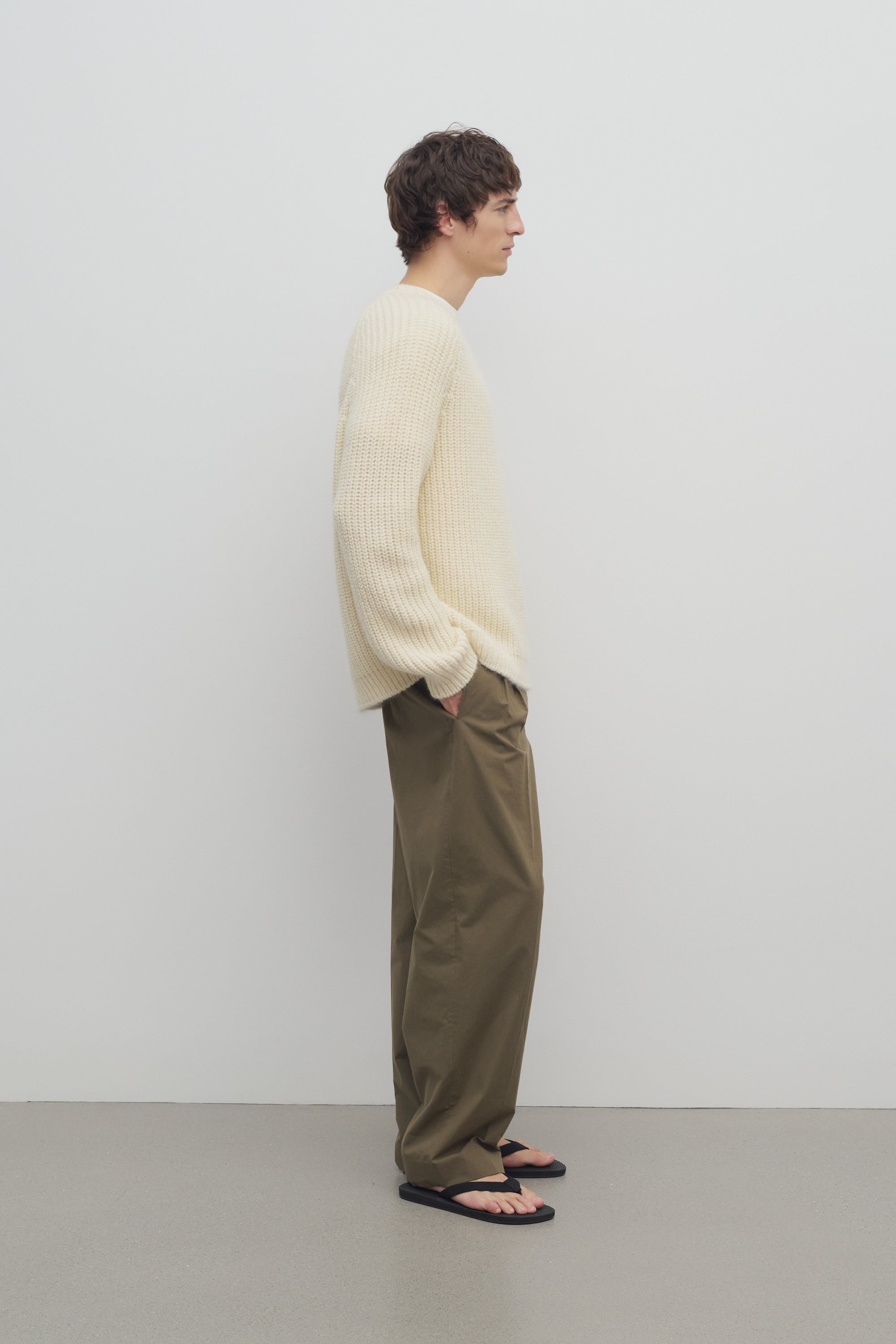 Silas Pant in Cotton - 4
