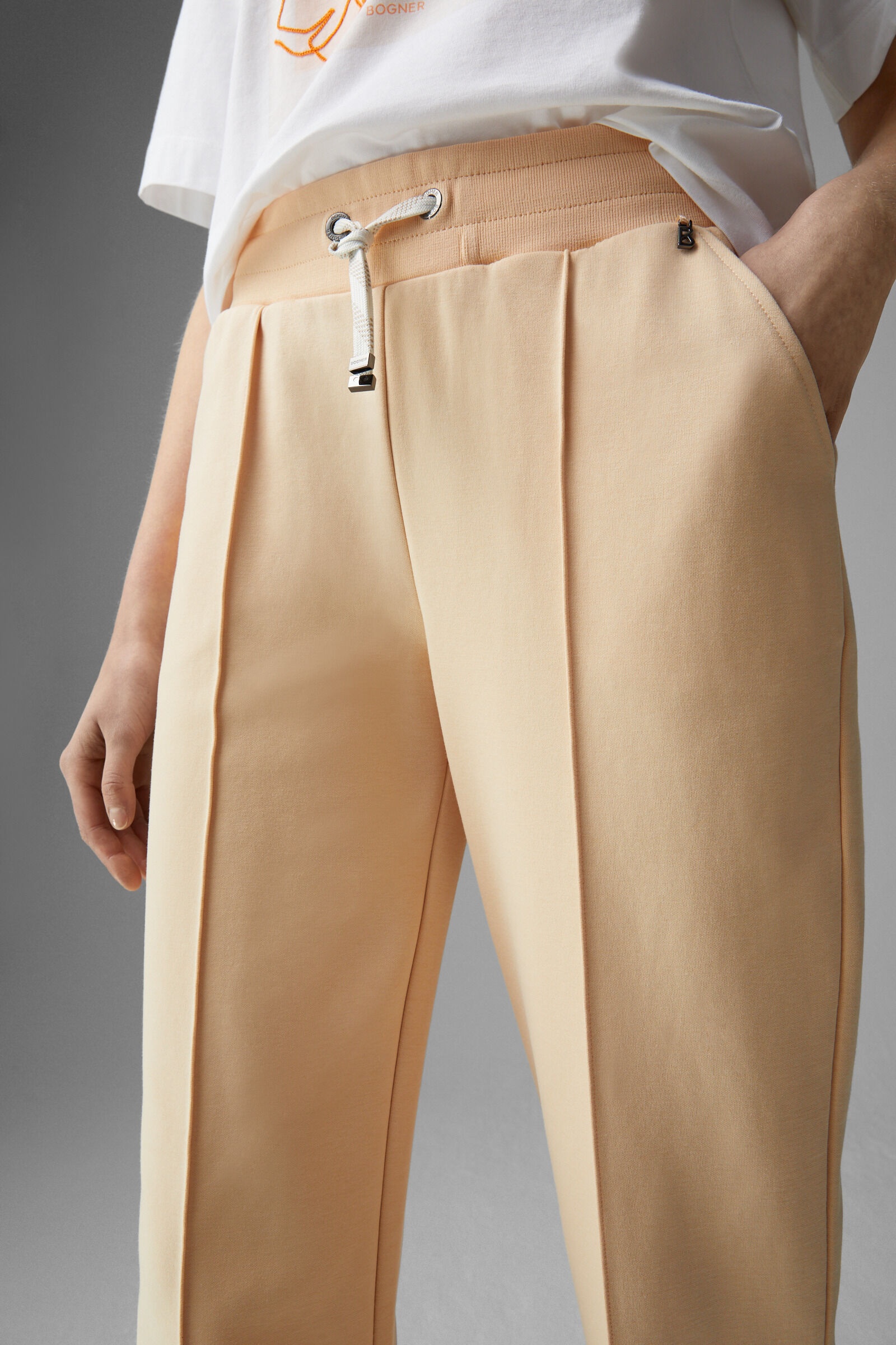 Ela Sweatpants in Apricot - 5
