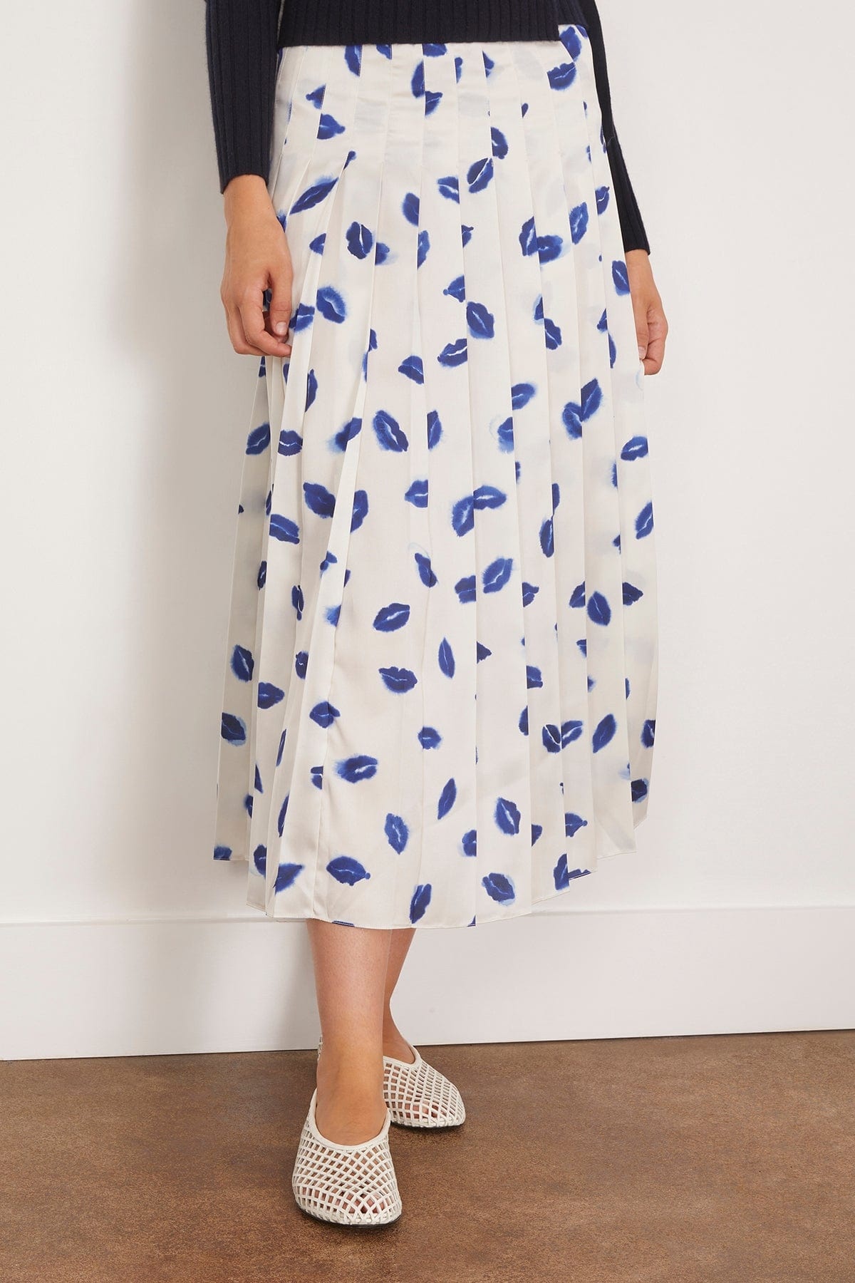 Monti Skirt in Berry Blue Kisses - 3
