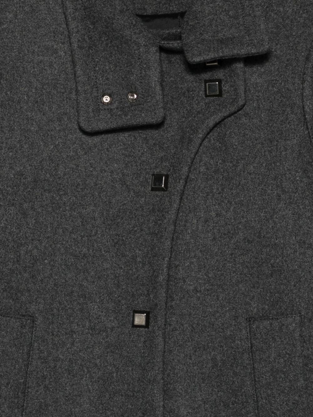 button-fastening coat - 3