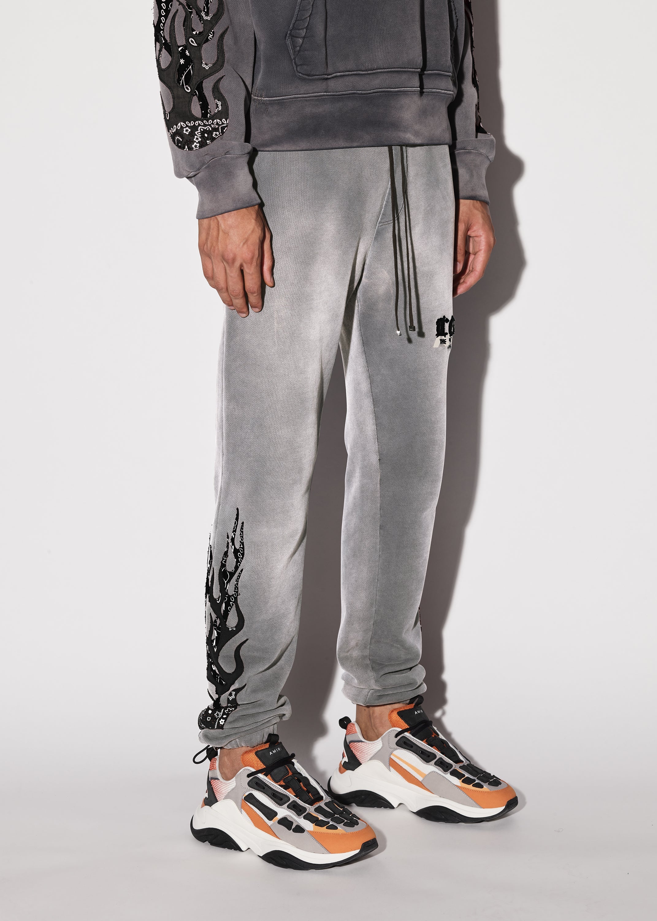 T.G.C.W. SWEATPANTS - 3