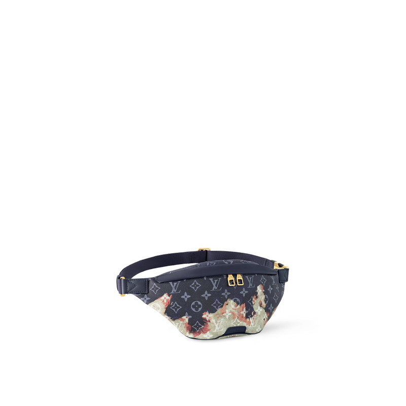 Louis Vuitton Discovery Bumbag PM outlook
