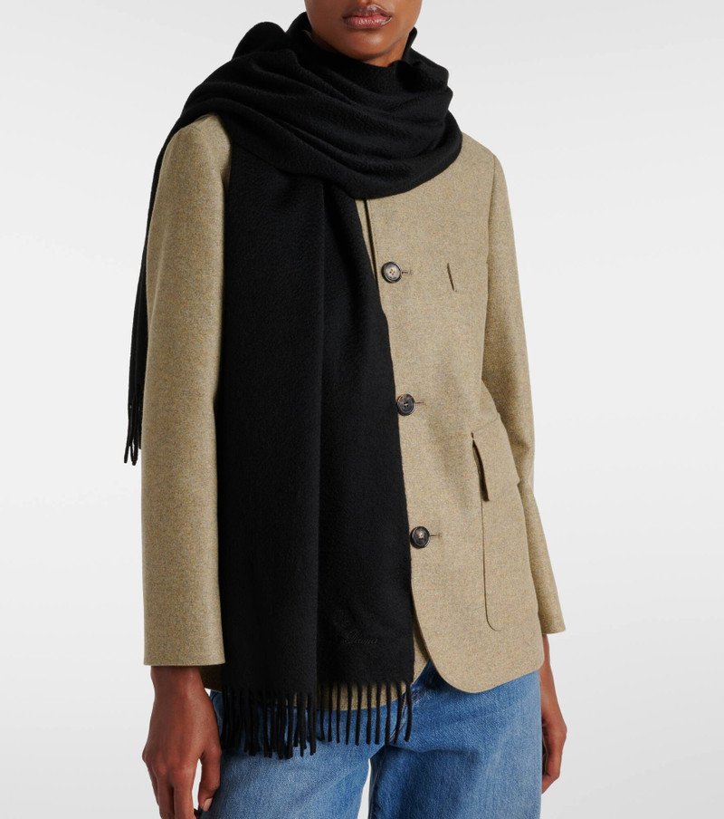Loro Piana Cashmere scarf outlook