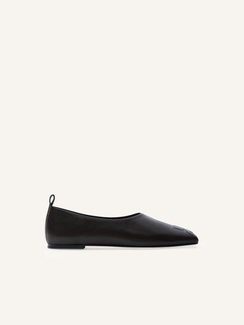MINIMAL LEATHER LOAFER 1
