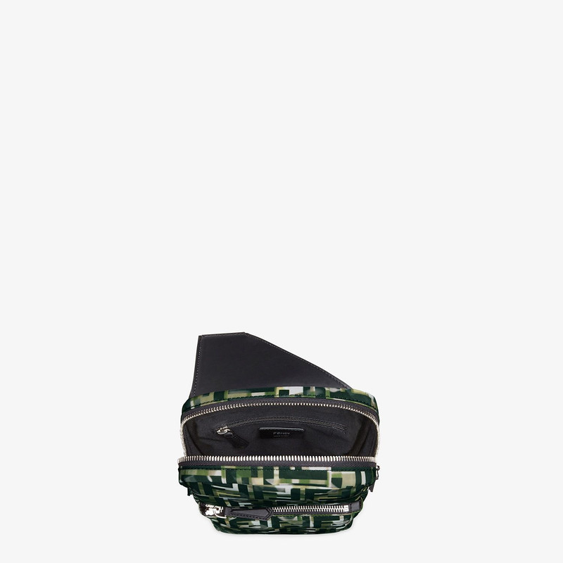 One-shoulder backpack in multicolor nylon 4