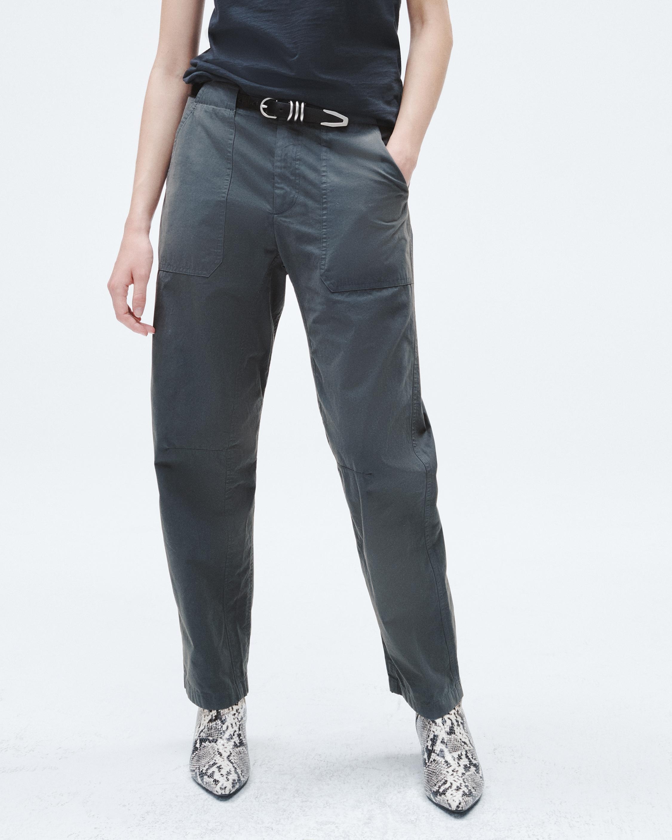 Leyton Cotton Pant
Relaxed Fit - 5