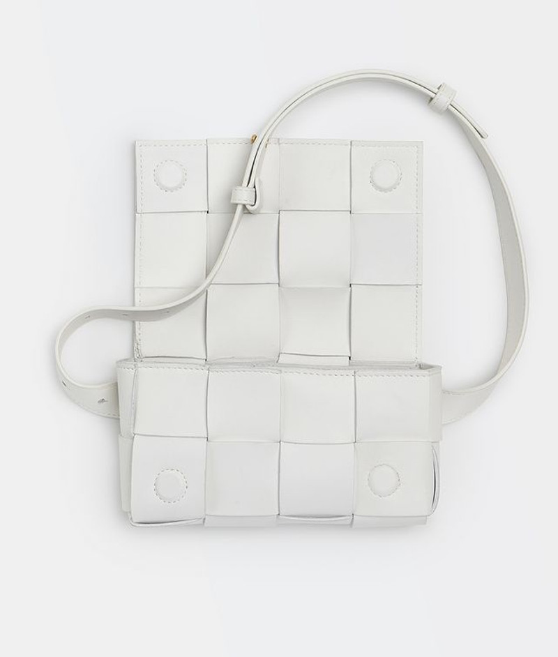 Bottega Veneta THE BELT CASSETTE outlook