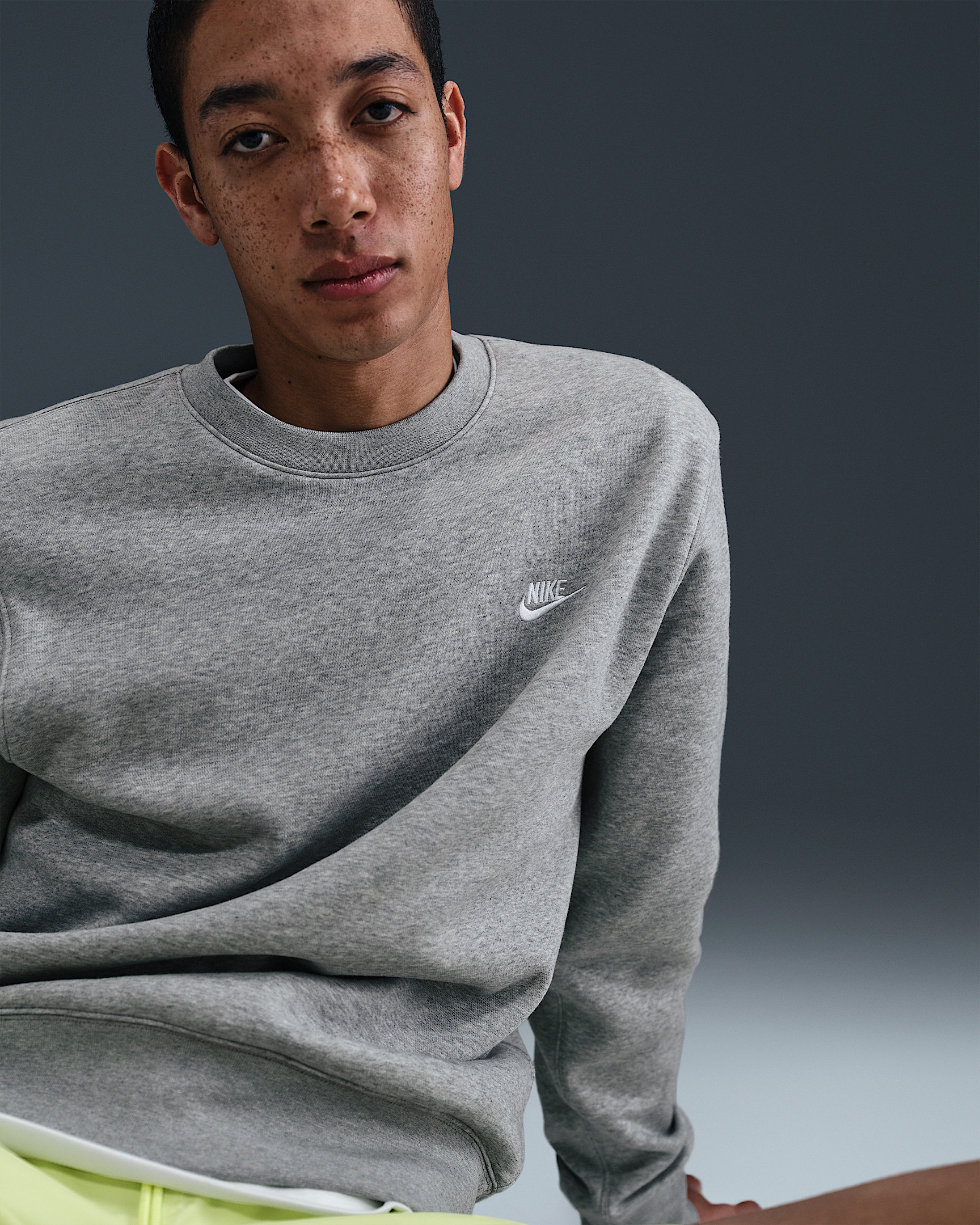 Nike Club Men's Fleece Crew - 3