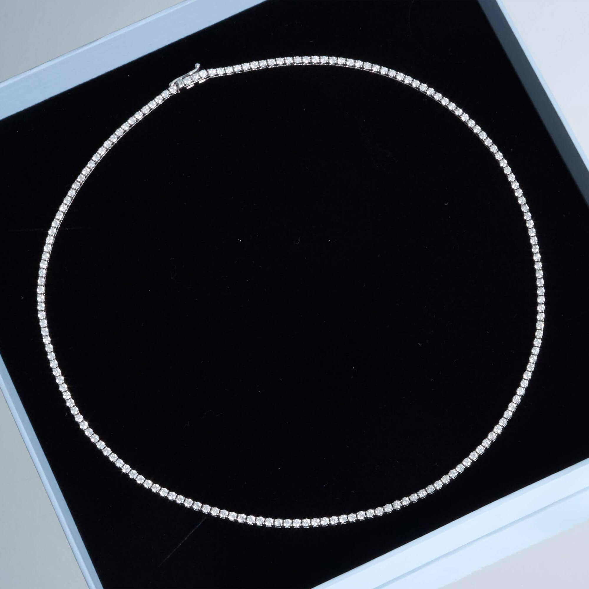 Unflippable Tennis Necklace in White Gold - 4