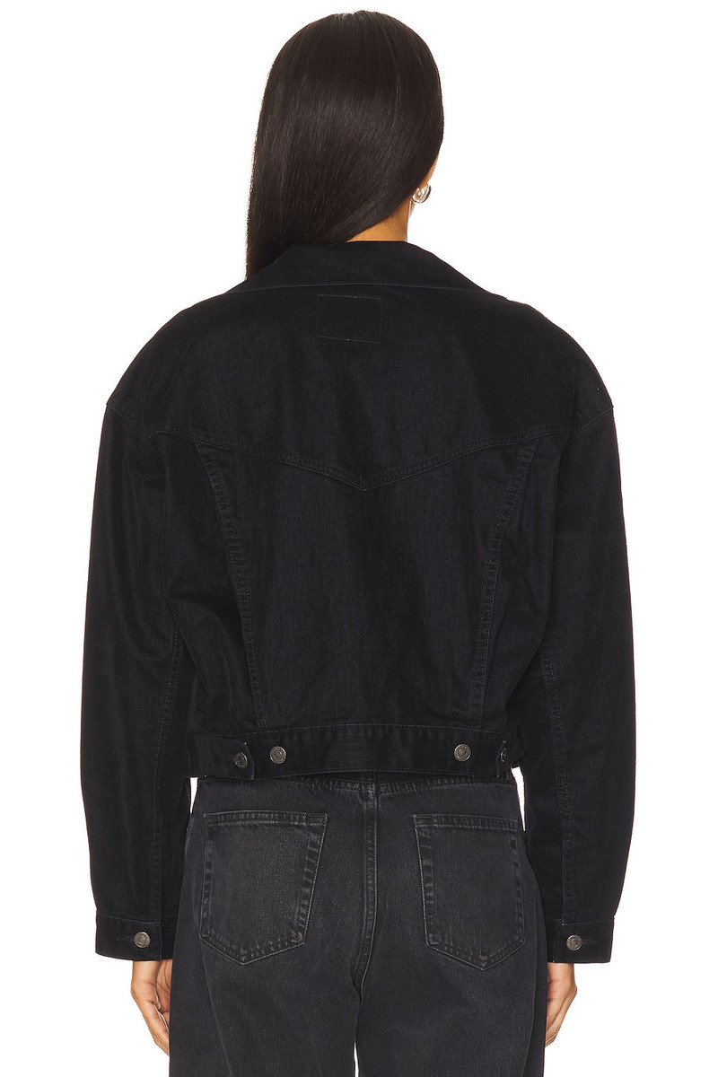 Levi's Shrunken 90s Trucker outlook