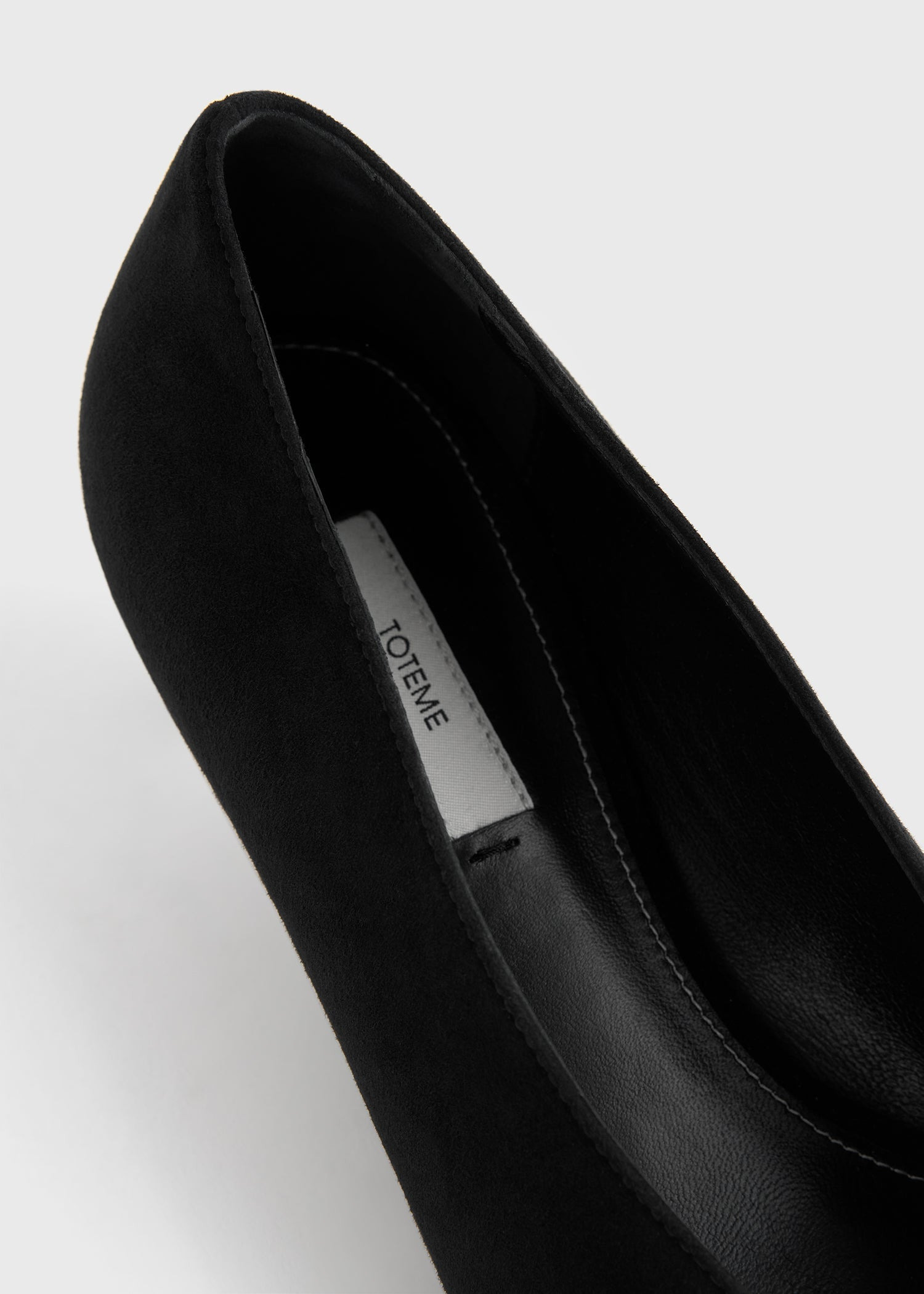 Sharp suede kitten pumps black - 5