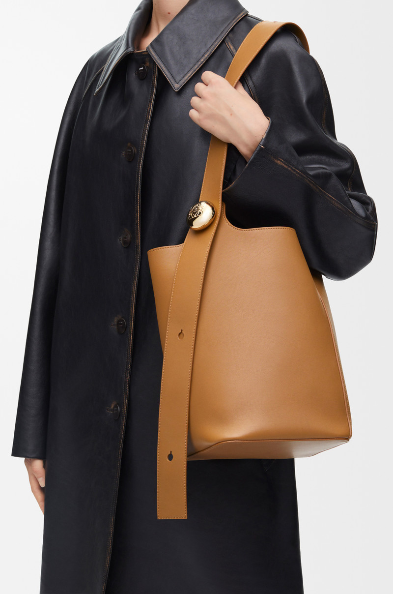 Loewe Medium Pebble Bucket bag in mellow calfskin outlook