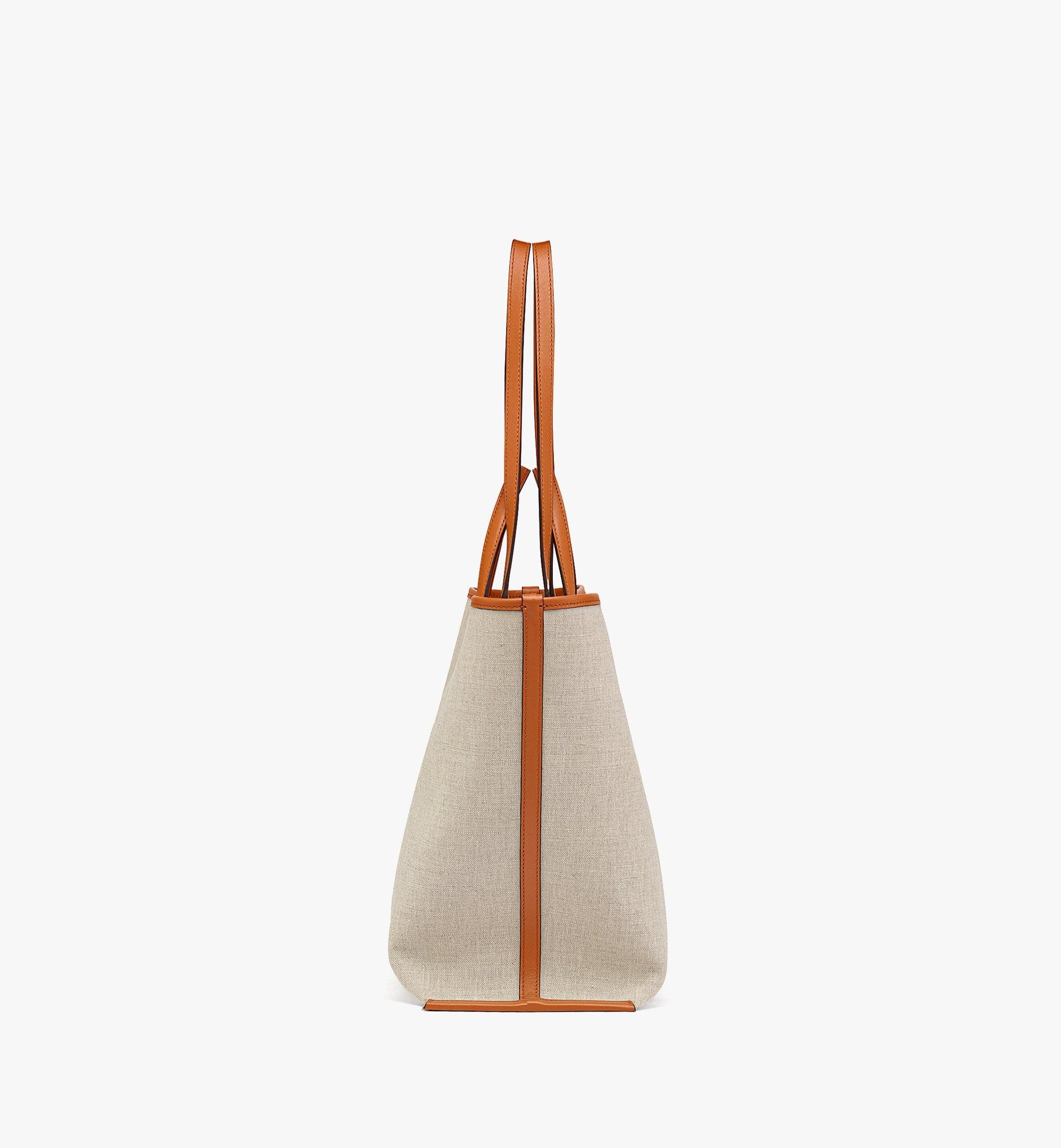 Aren Shopper in Logo Glitch Canvas - 3