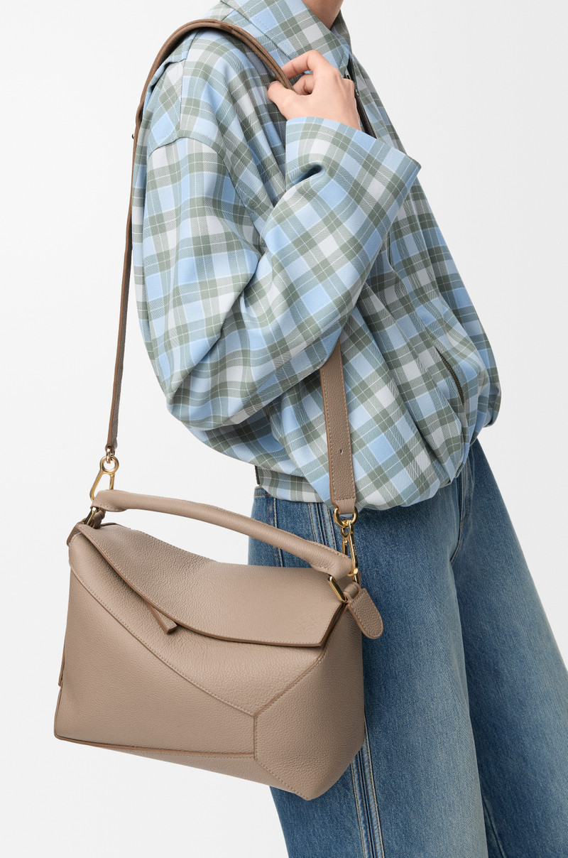 Loewe Puzzle bag in soft grained calfskin outlook