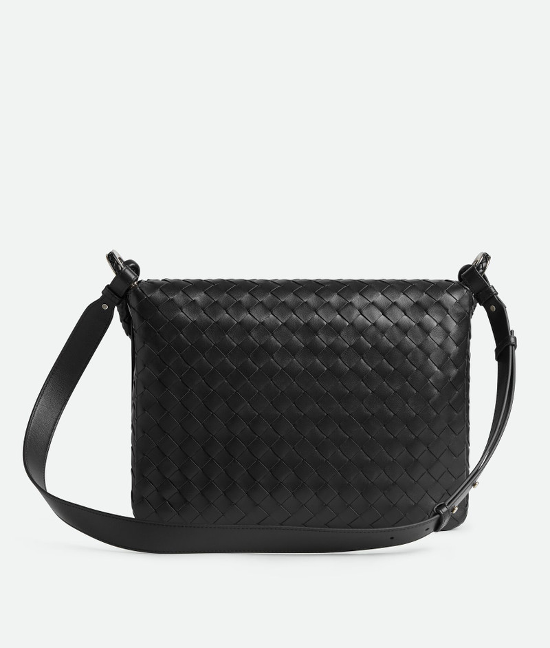 Bottega Veneta Swing Messenger outlook