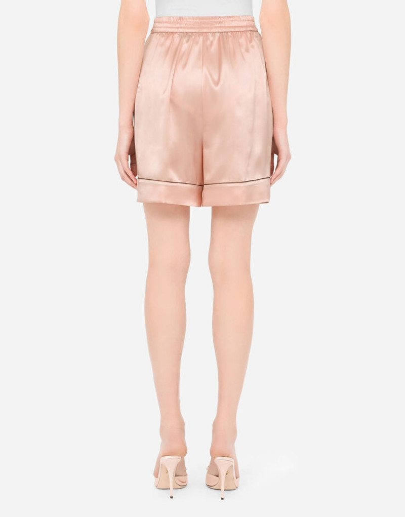 Satin shorts with piping 3