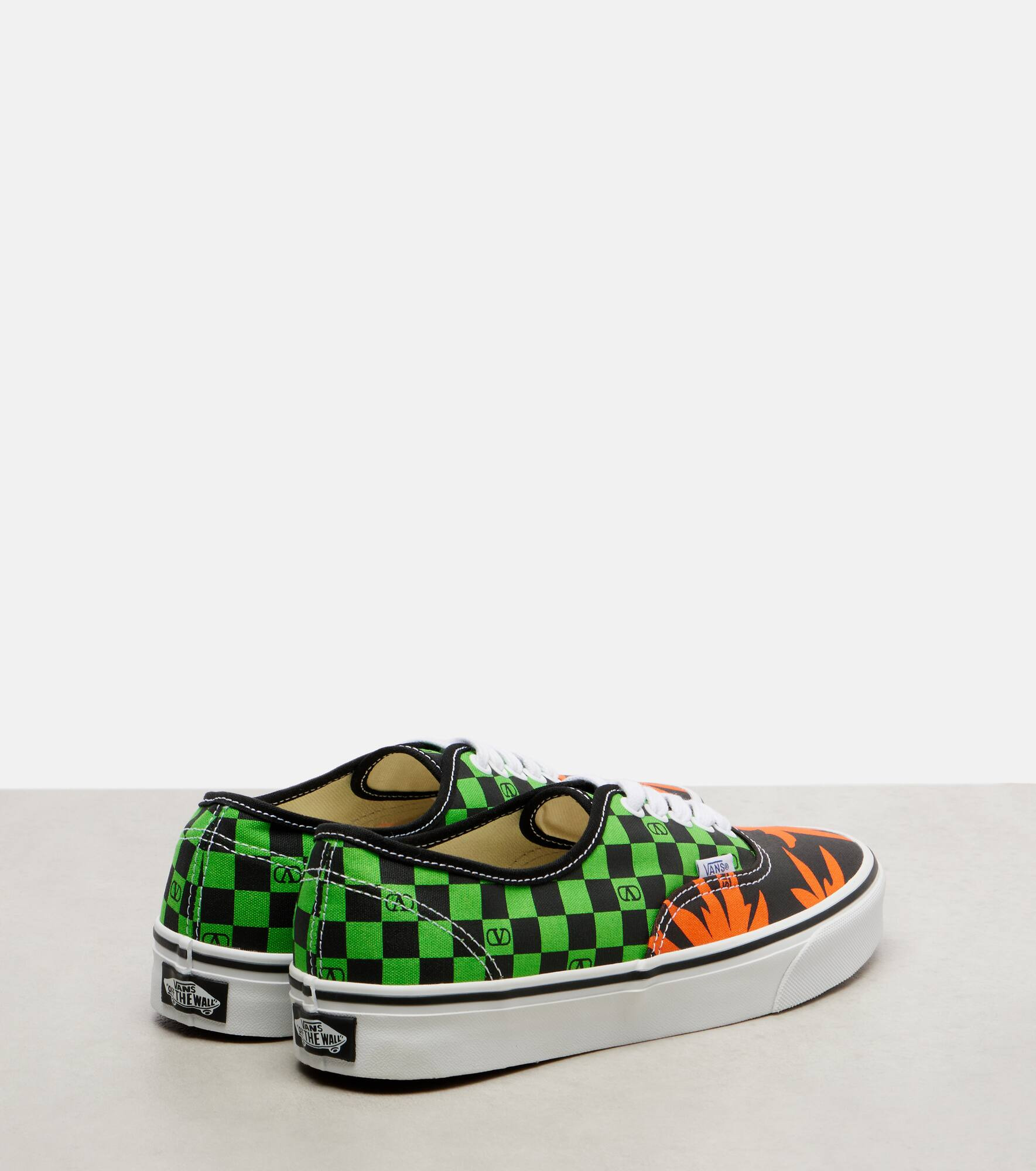and Vans VLogo printed sneakers - 2