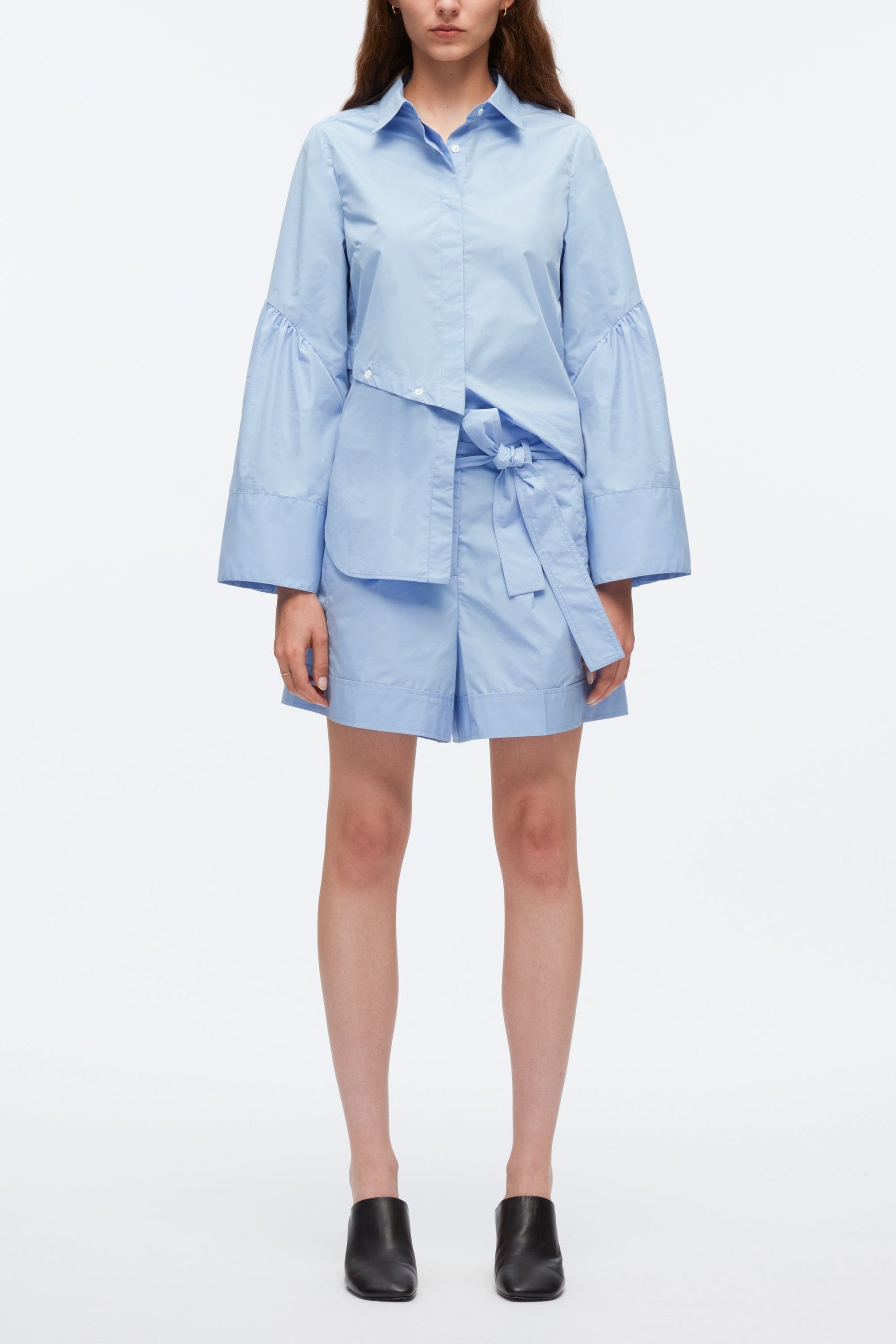 Belted Shorts With Cuffs - 1
