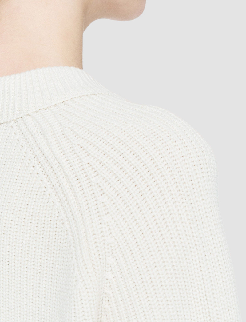 Light Cardigan Stitch Round Neck Jumper 6