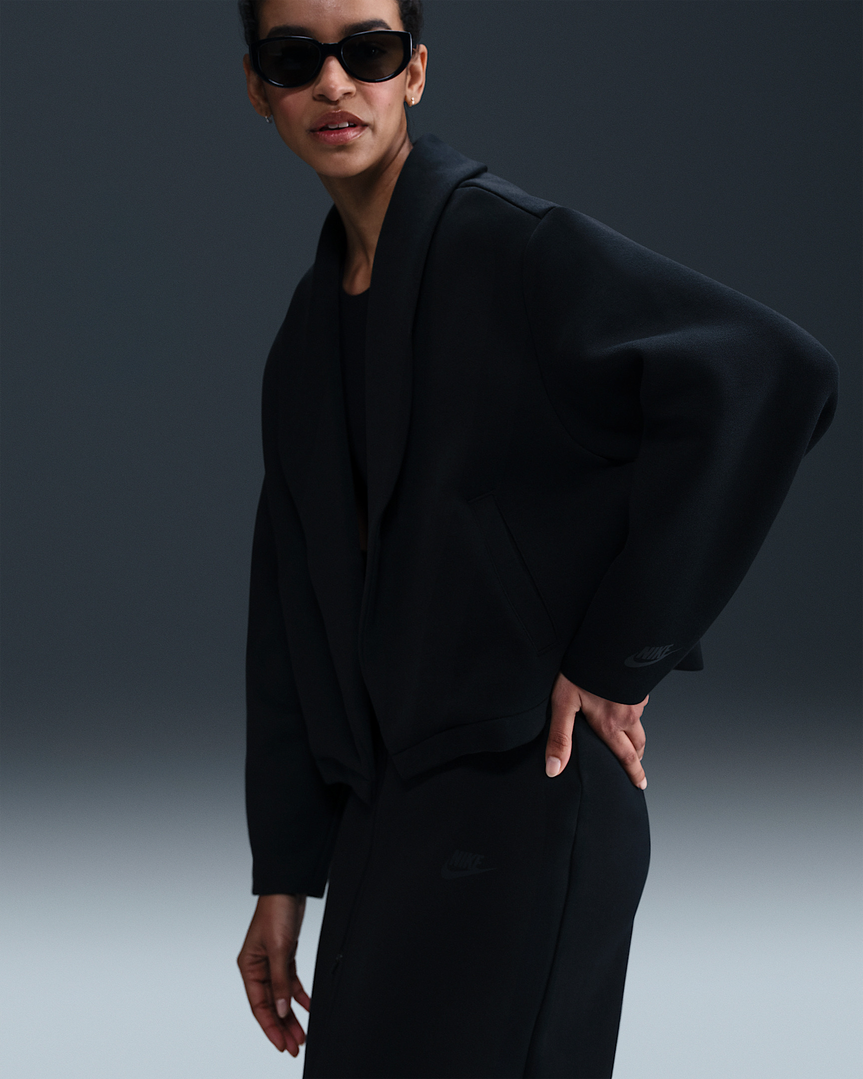 ☆NIKE☆Nike Sportswear Tech Fleece Women's Oversized Blazer Nike Women's Sportswear Tech Fleece Oversized Blazer-Black