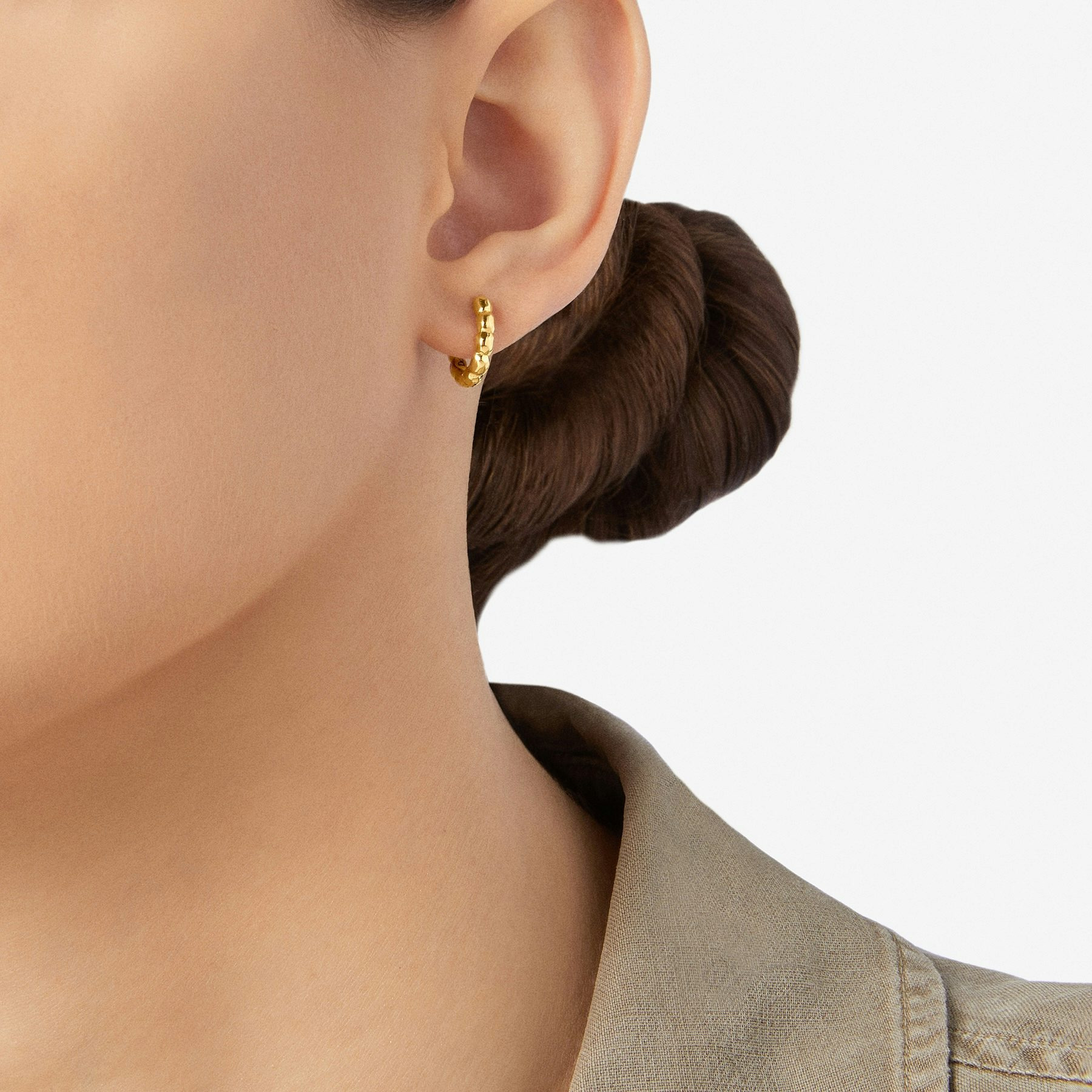 YELLOW GOLD GRANELLI HOOP EARRING - 2