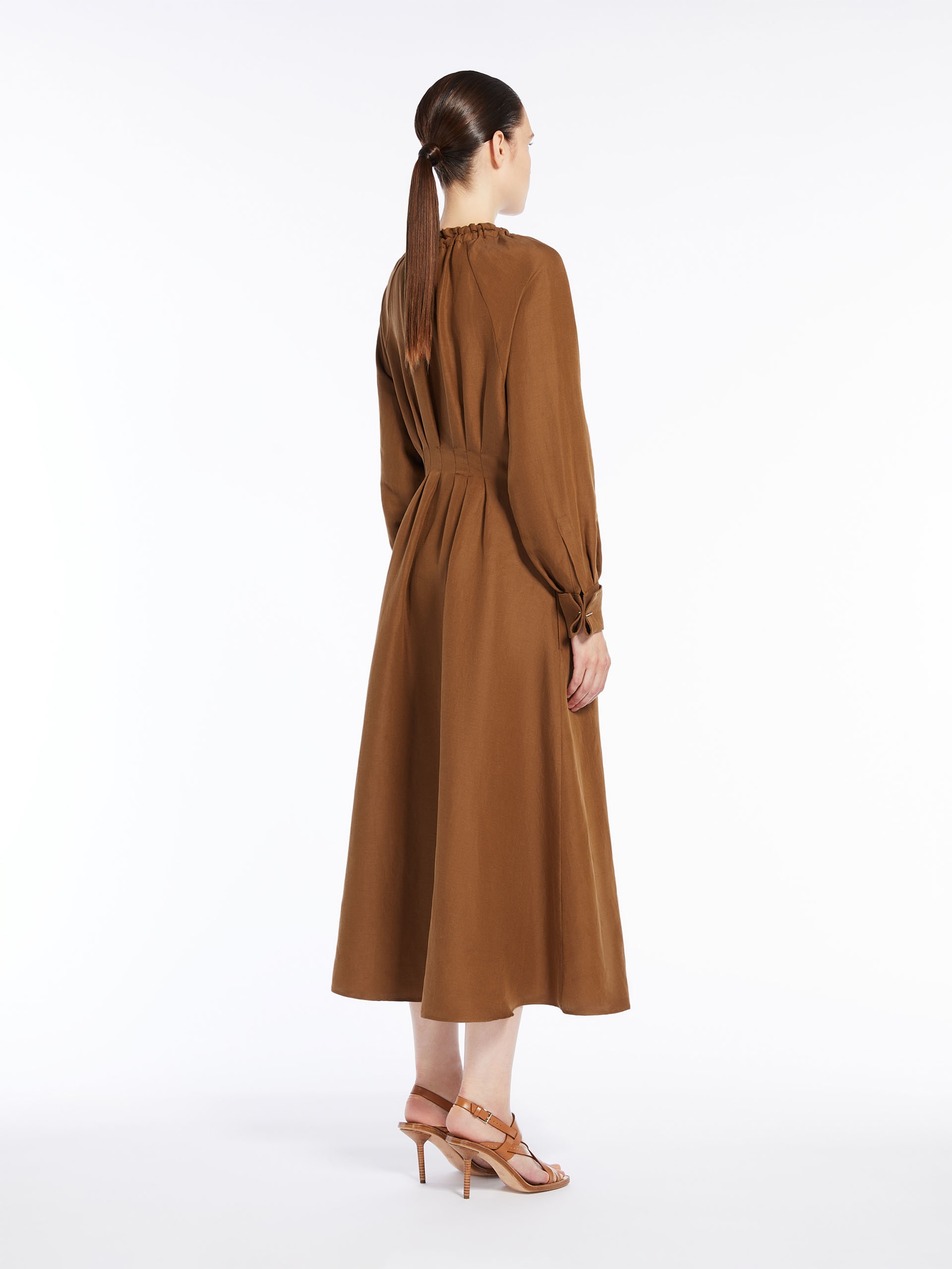 Feminine dress in linen and silk - 4