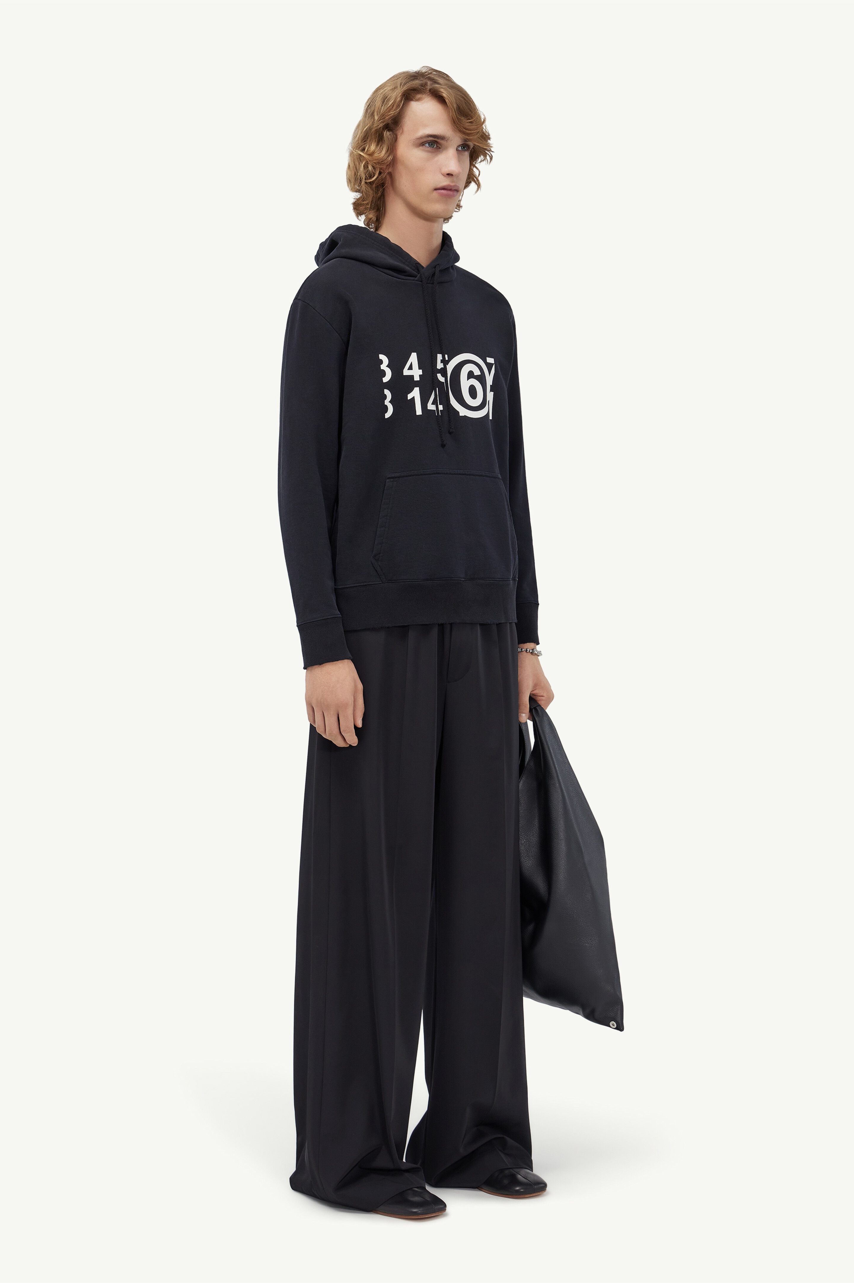 Hooded sweatshirt - 3