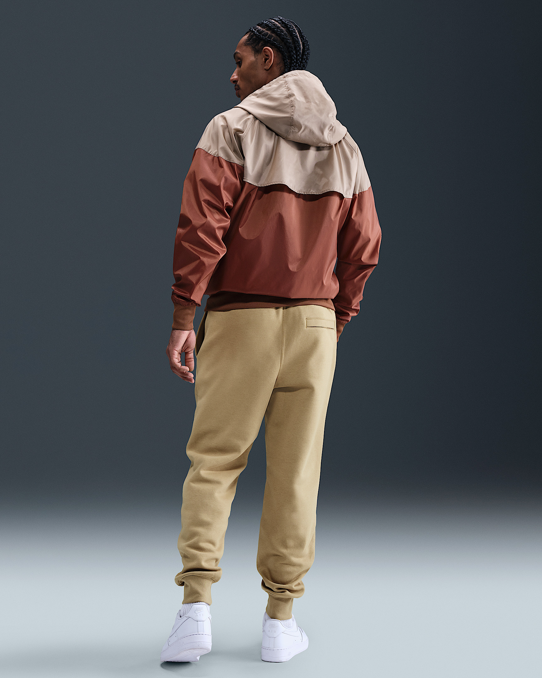 Nike Club Men's Joggers - 4