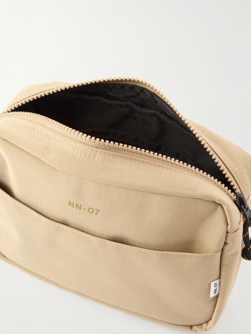 Rip-Stop Shell Wash Bag 4