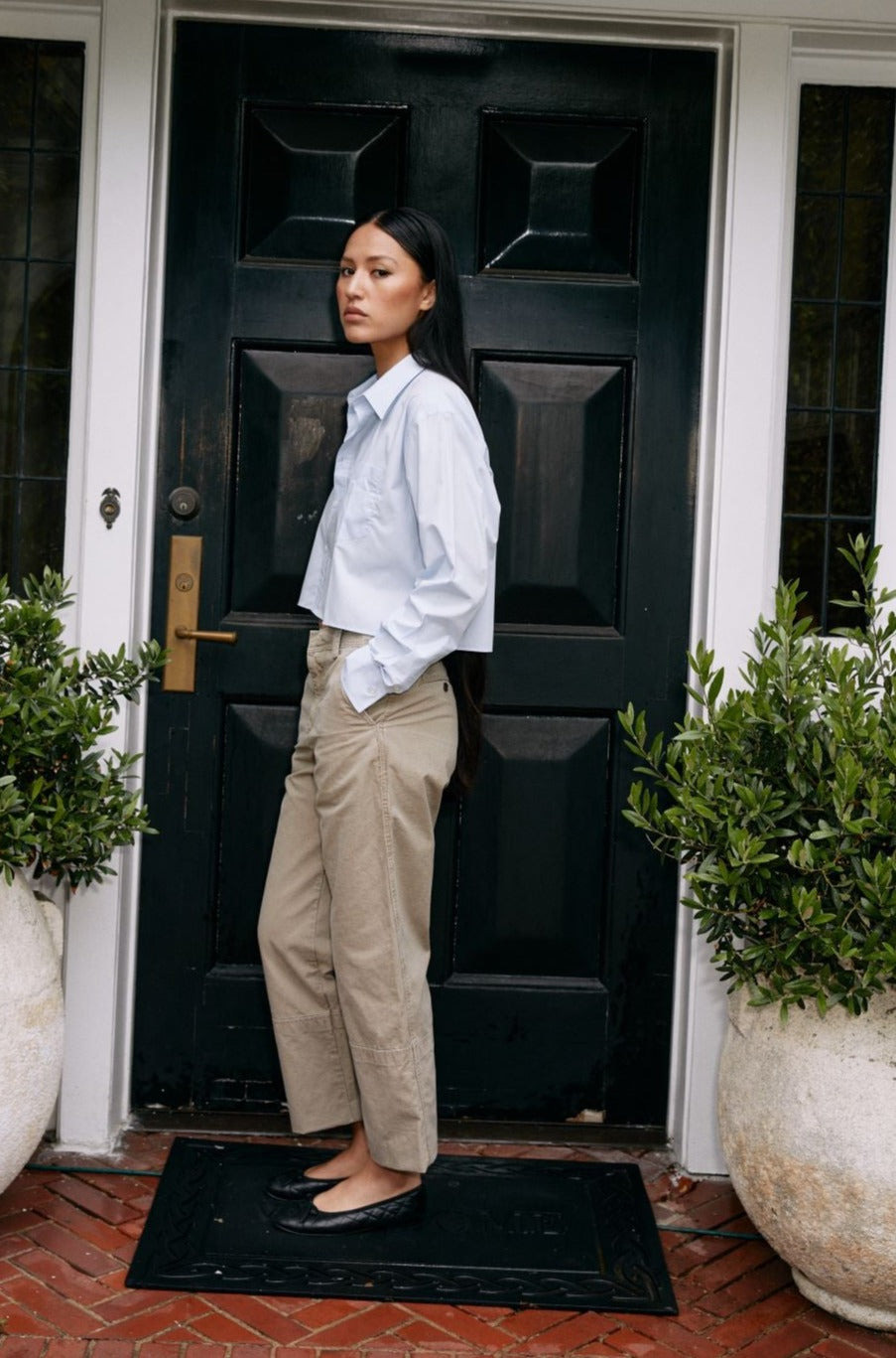 KHAKI CLASSIC COTTON PANTS - 6