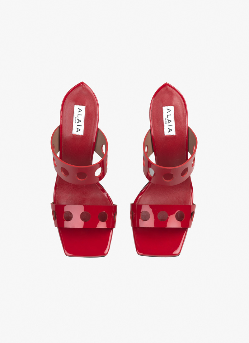 Alaïa PERFORATED SANDALS IN PATENT CALFSKIN outlook