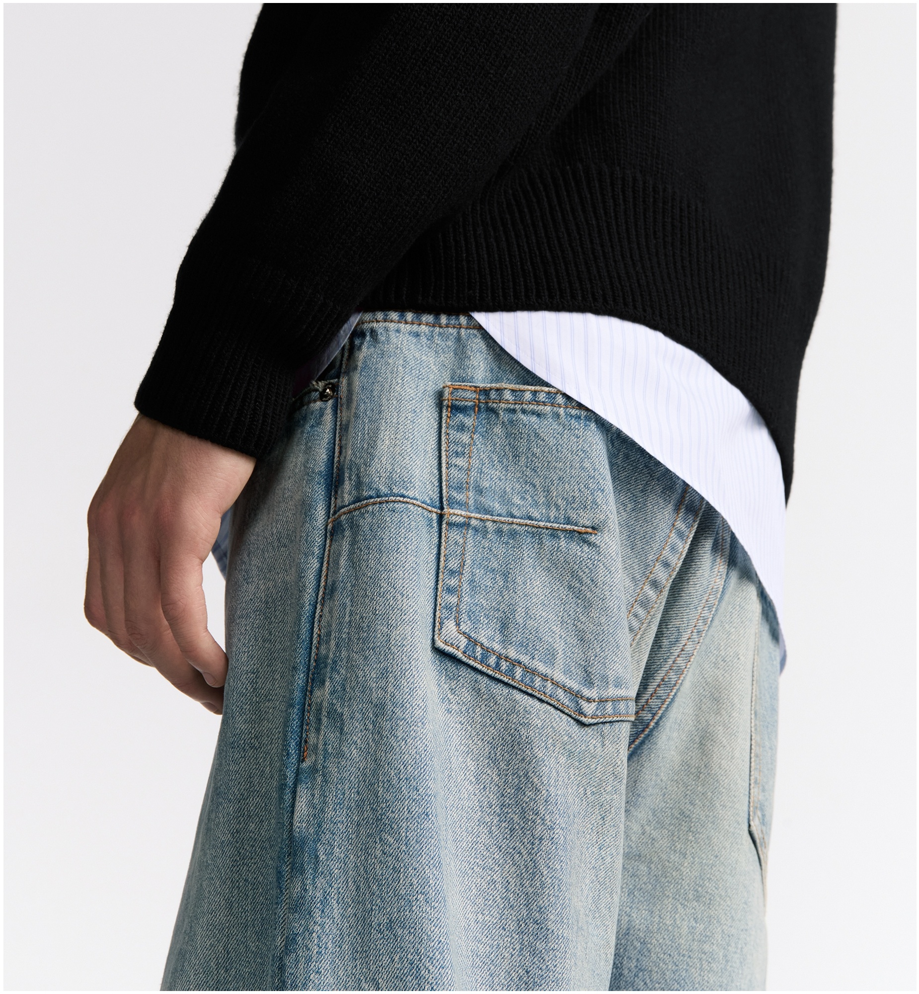 Heritage Jeans with Checkered Interior - 5