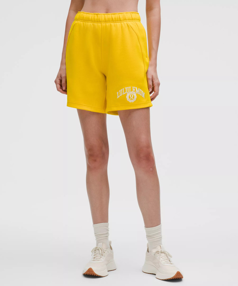 lululemon Scuba Mid-Rise Oversized Short 7" *Graphic outlook