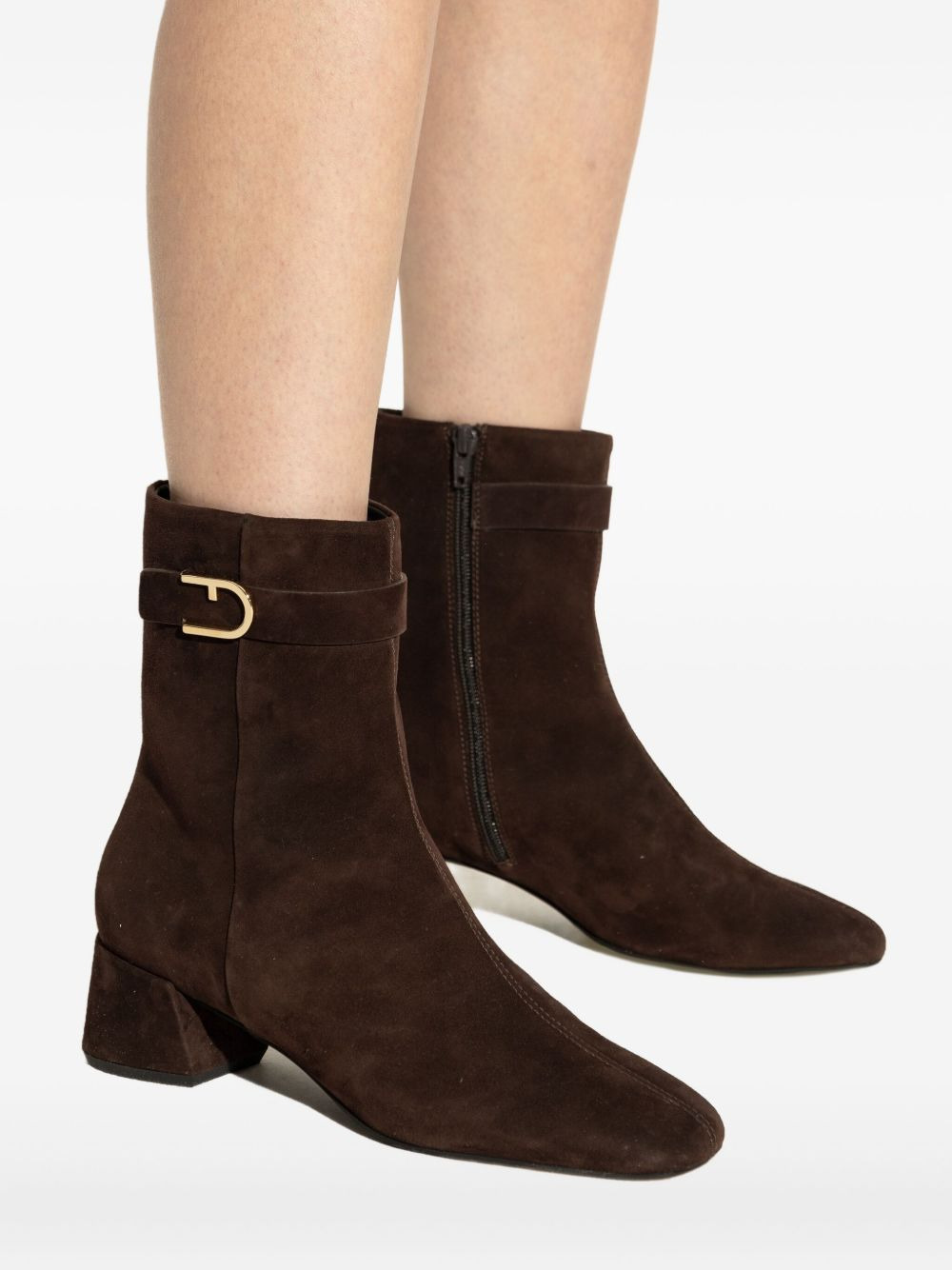 Chic boots - 5