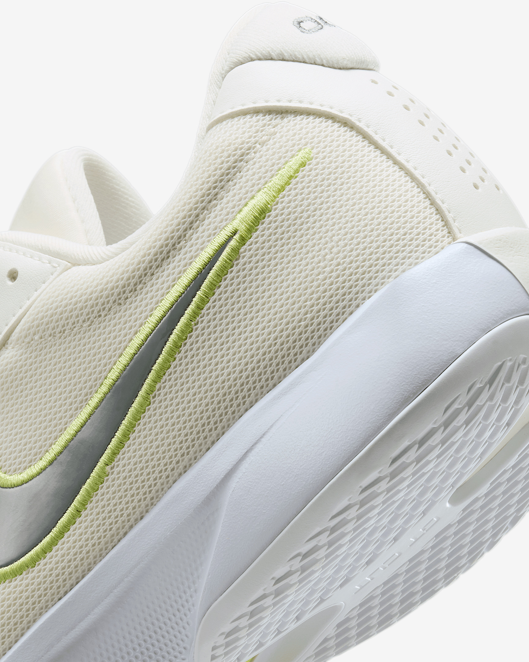 Nike G.T. Cut Academy Basketball Shoes - 8