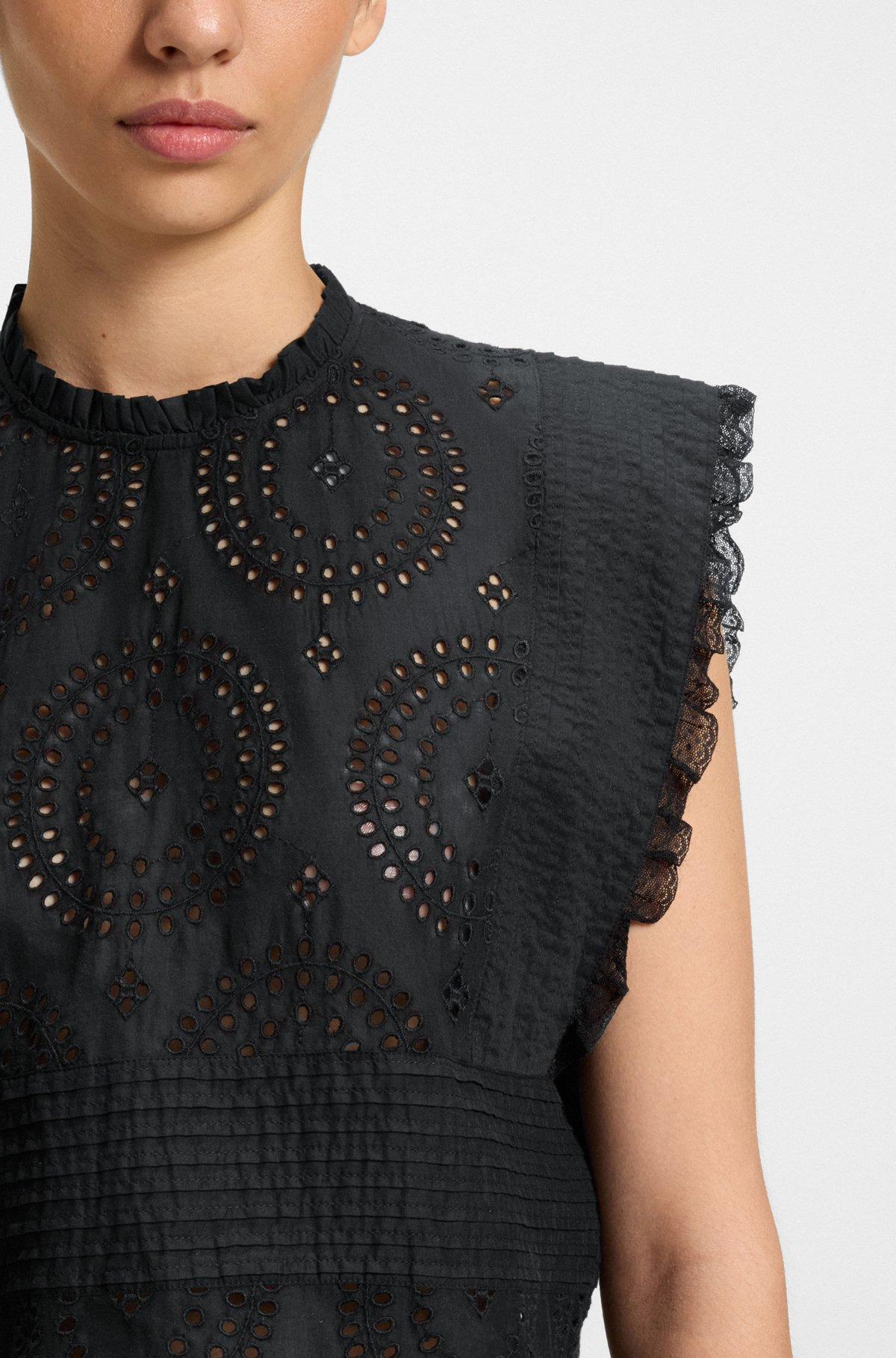 REGULAR-FIT BLOUSE IN COTTON BRODERIE WITH PLEAT DETAILS - 4