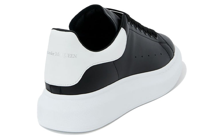 Alexander McQueen Oversized Sneaker 'Black White' 553680WHGP51070 - 4