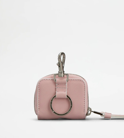 Tod's TOD'S AIRPODS HOLDER IN LEATHER - PINK outlook